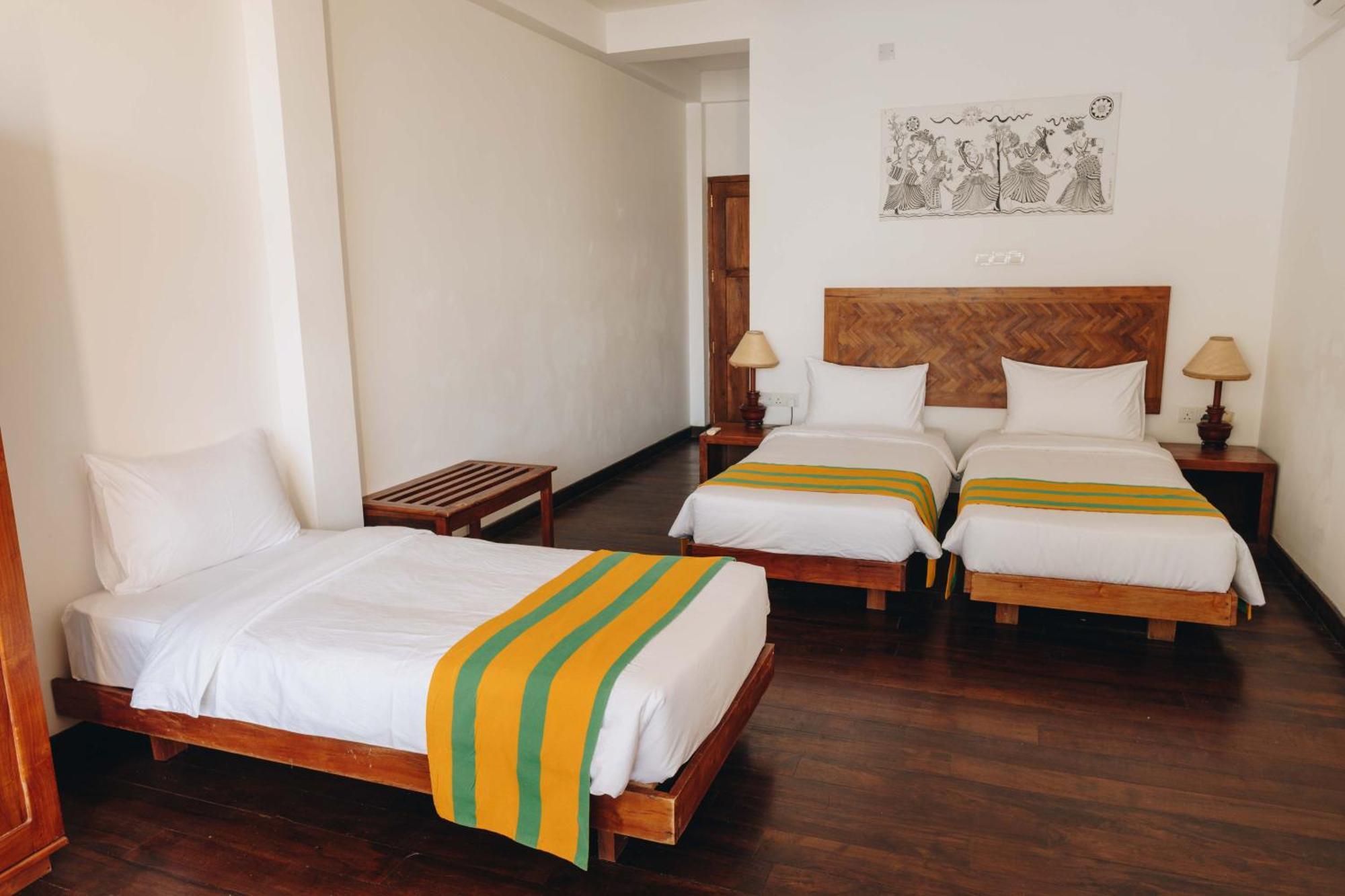 Oga Reach Hotel Tissamaharama Exterior foto
